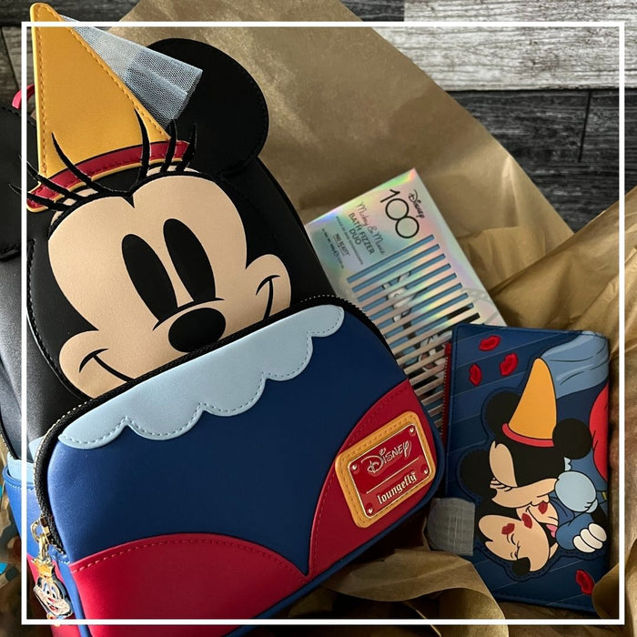 Loungefly Disney The Aristocats - Poster Passport Crossbody Bag – Leo's  Treasure Box