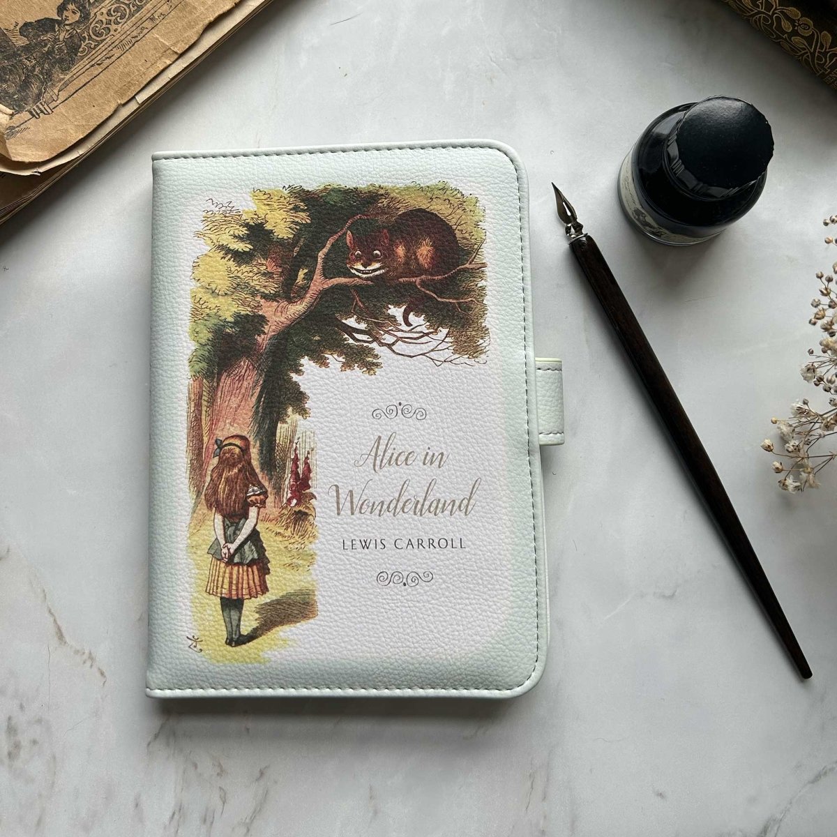 Alice In Wonderland Universal Kindle and Other eReader Cover - Leo's Treasure Box